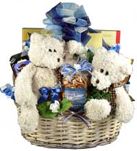 teddy bears in a basket